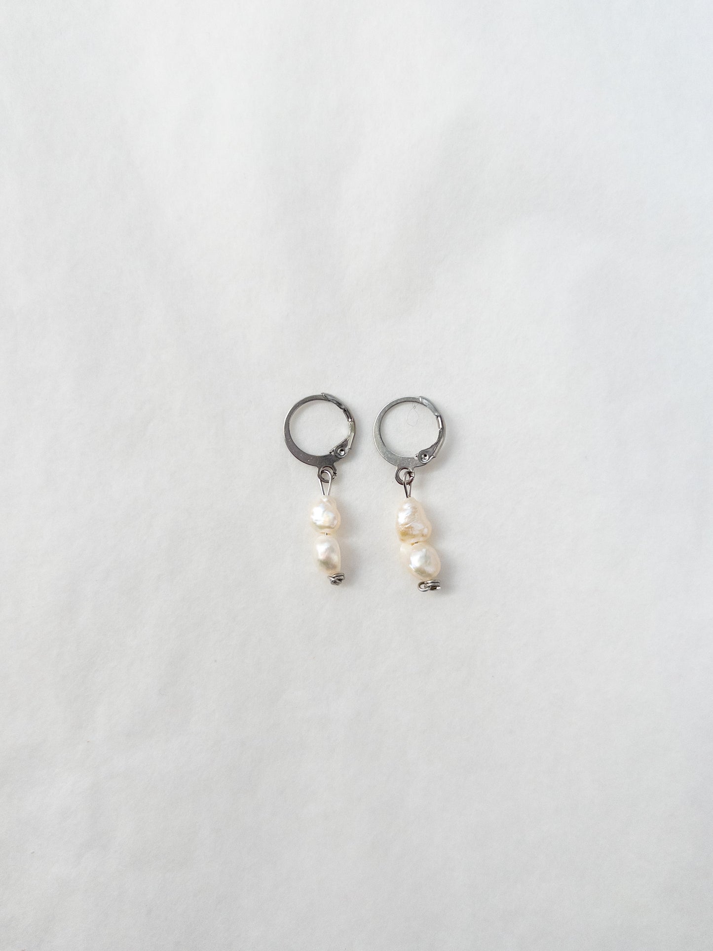 silver pearl earrings