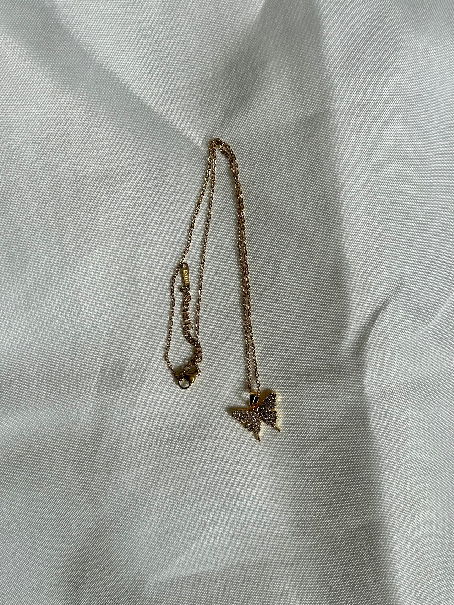 gold butterfly necklace