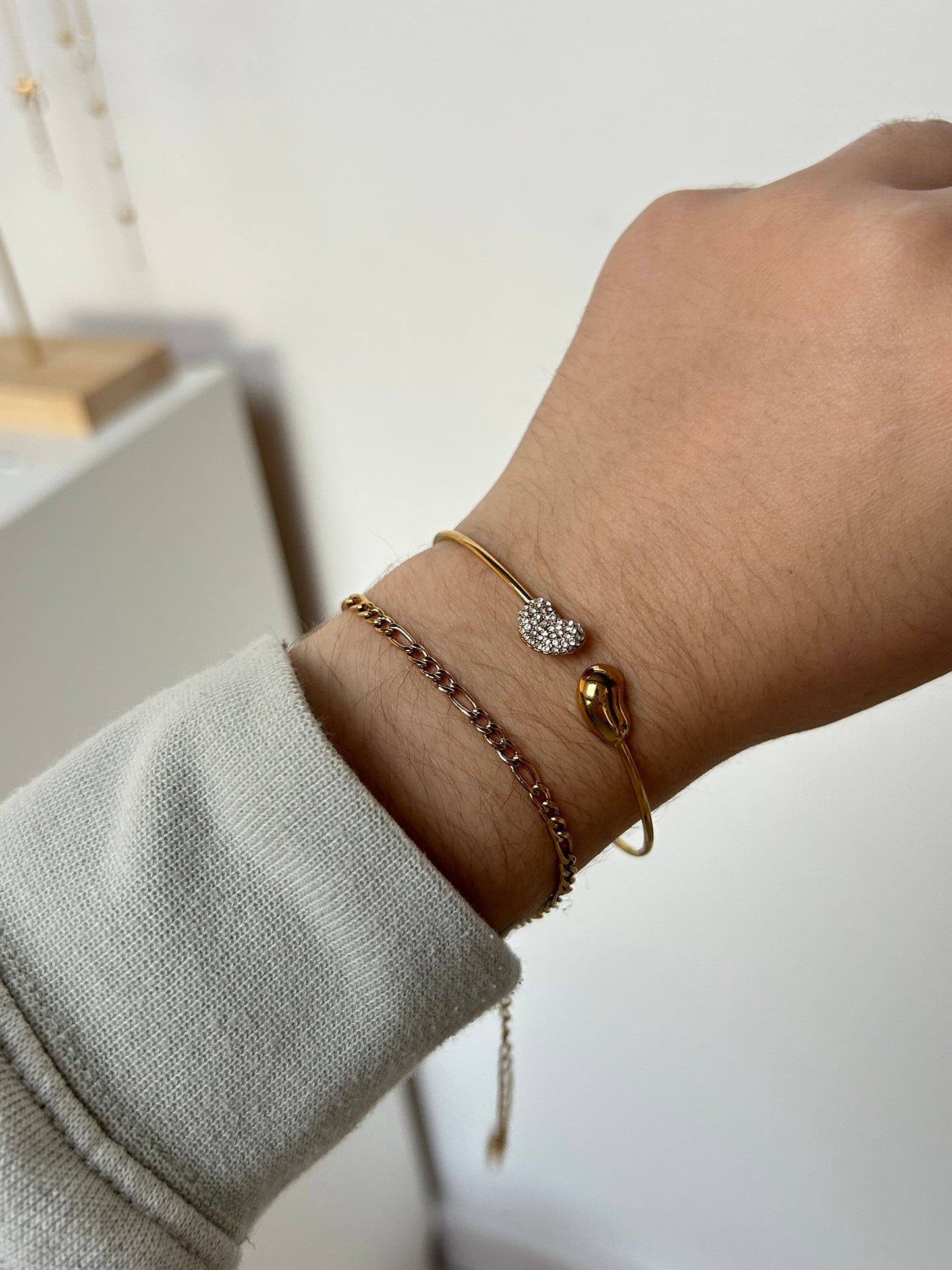 Sparkly Heart Bangle