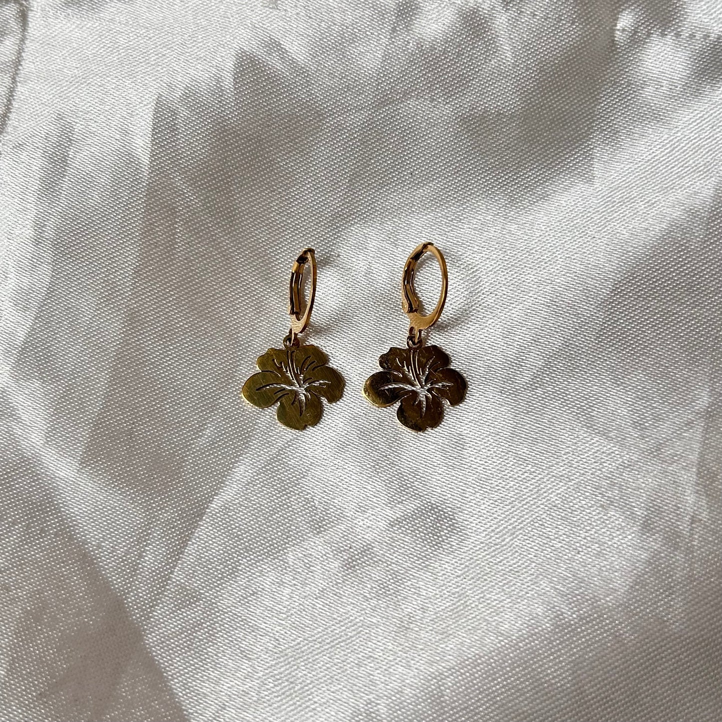 Hawaii Earrings Gold