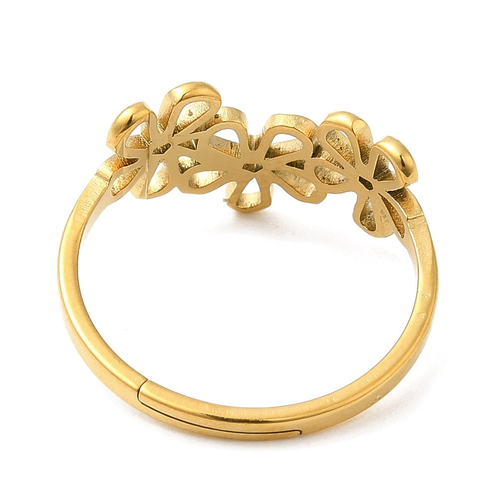 gold ring with 3 flowers