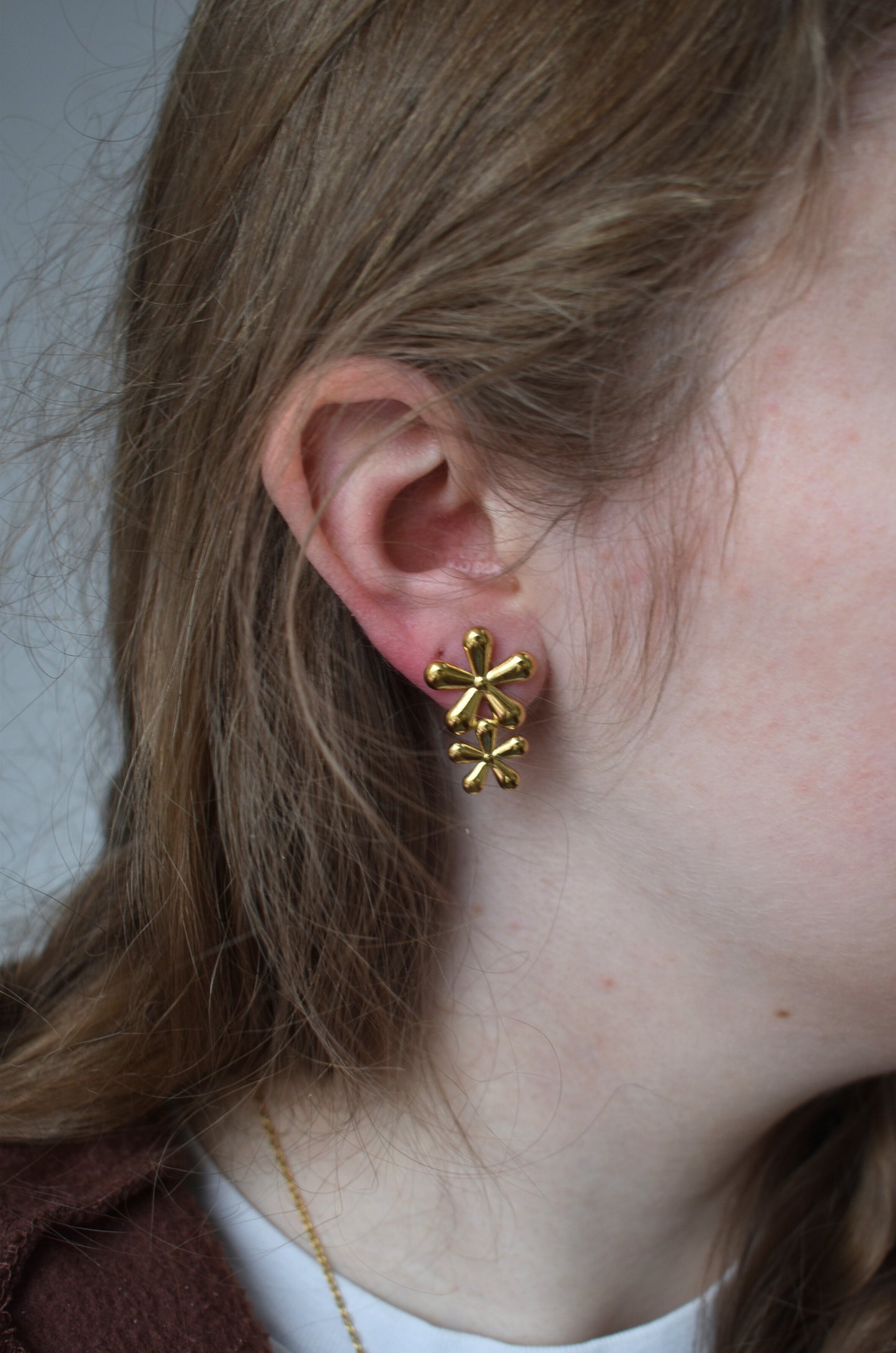 Statement Flower Earrings Gold