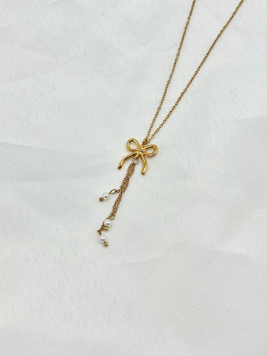 Pearl Bow Necklace