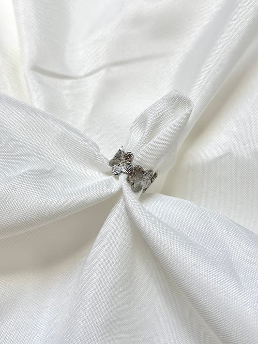 Mini Hibiscus Ring