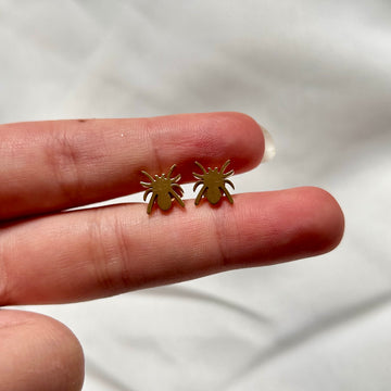 gold spider studs