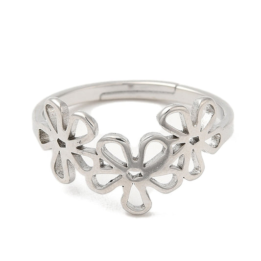 silver triple flower ring