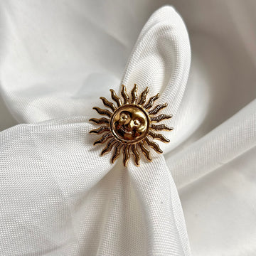 big smiling sun ring