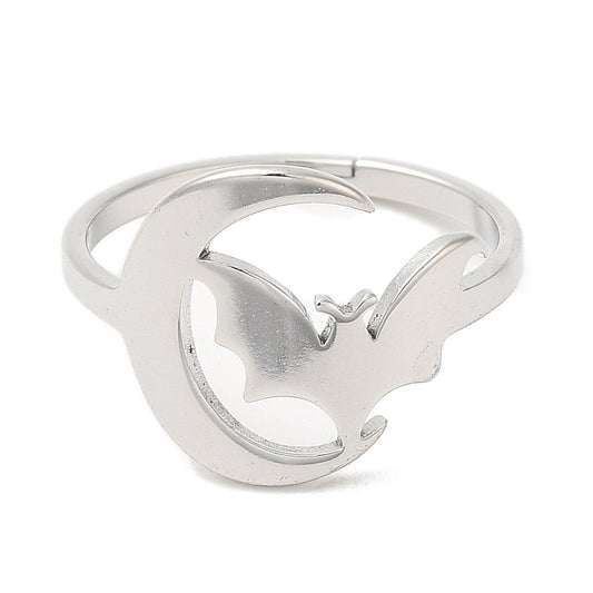 Bat in Moon Ring Silver