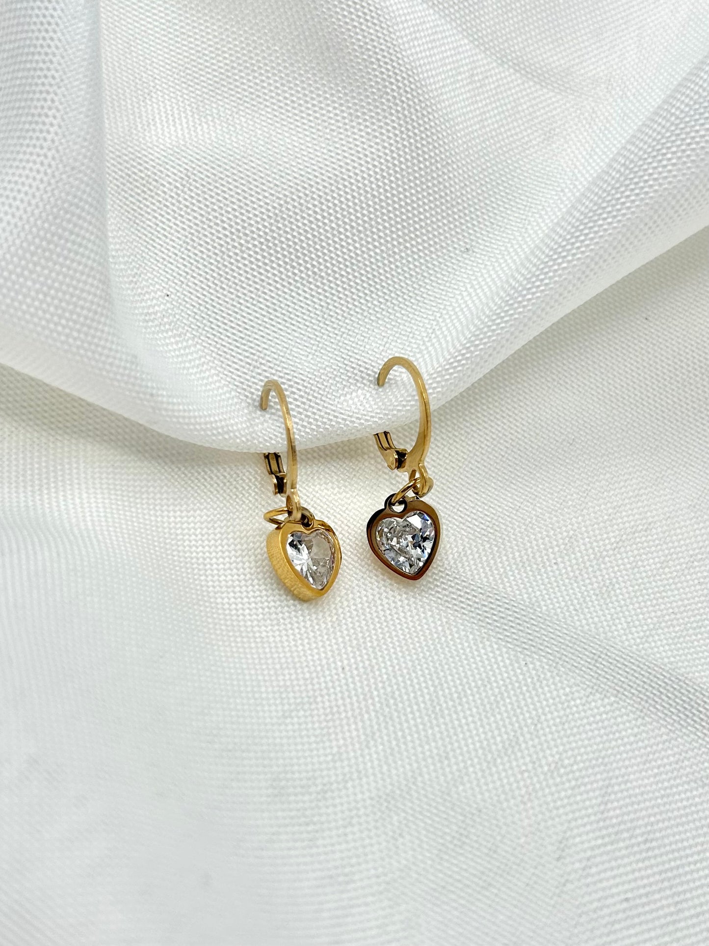 Clear Heart Earings