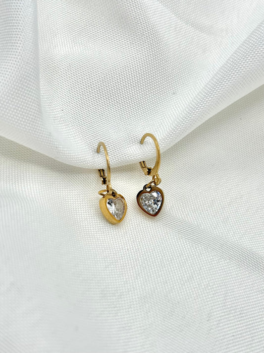 Clear Heart Earings