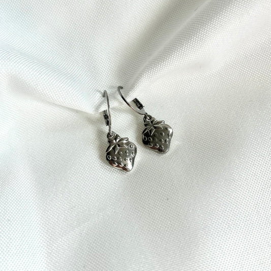 Strawberry Earrings Silver