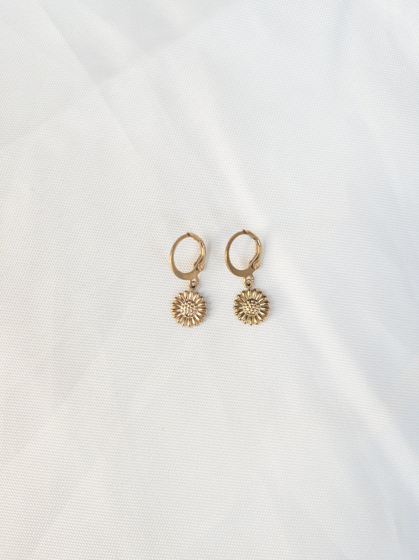 Sunflower earrings gold