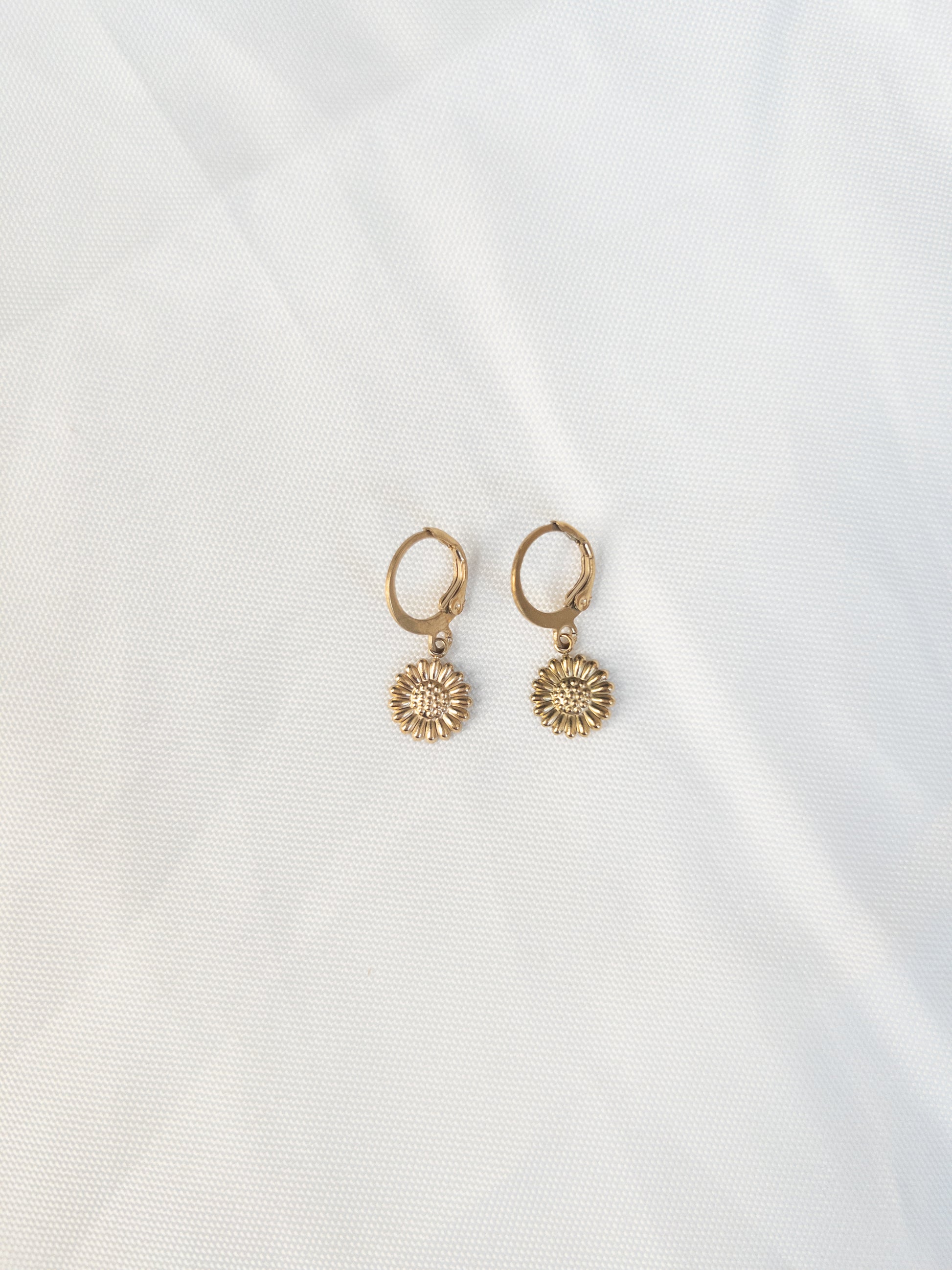 Sunflower earrings gold