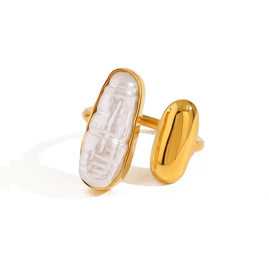 Statement Pearl Ring